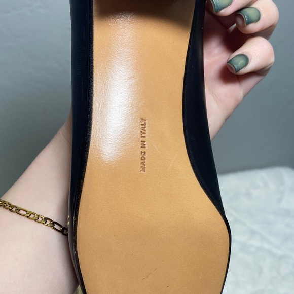 Salvatore Ferragamo Black Leather Block Heel Pumps with Silver Accent NIB - Picture 5 of 7